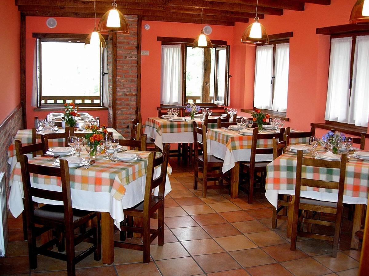 La Posada De Cucayo Dobres Luaran gambar