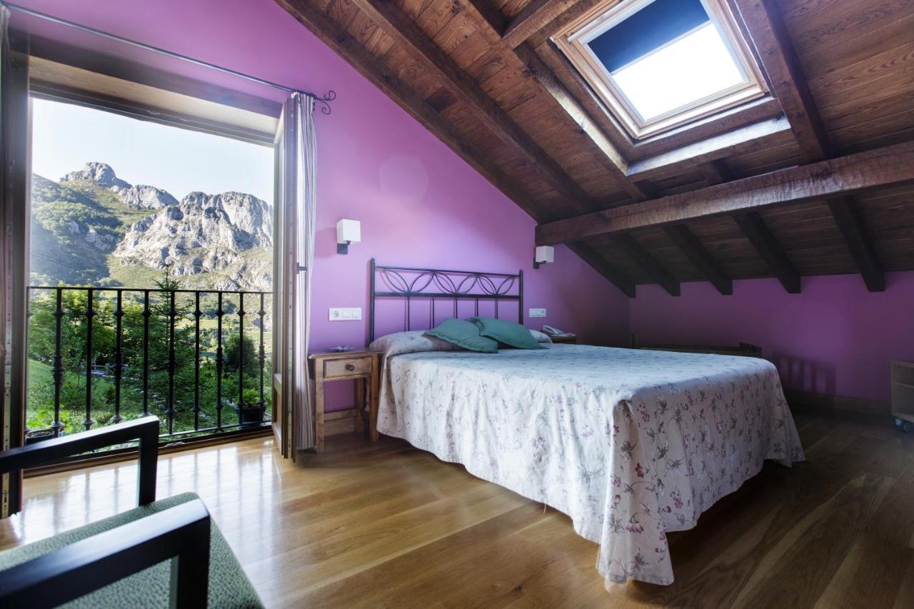 La Posada De Cucayo Dobres Luaran gambar