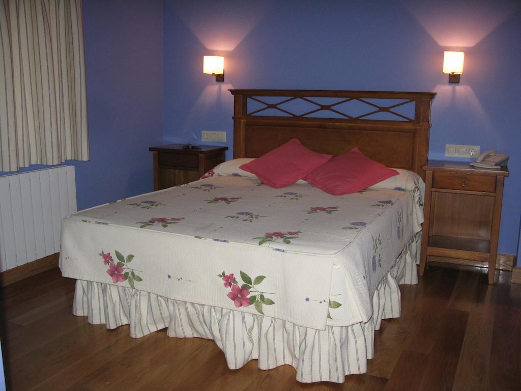 La Posada De Cucayo Dobres Bilik gambar
