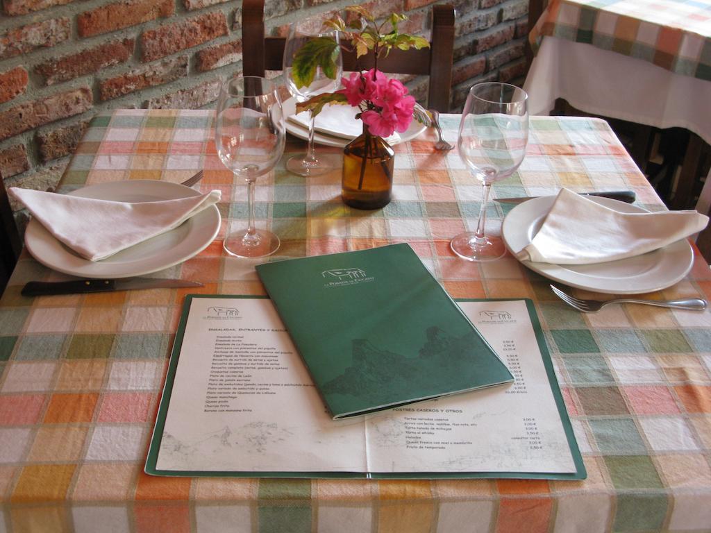 La Posada De Cucayo Dobres Luaran gambar
