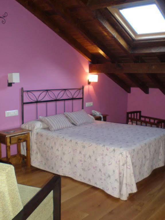 La Posada De Cucayo Dobres Luaran gambar